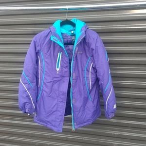 Zero closure cold weather coat.